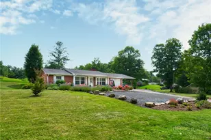 590 Cranberry St, Newland, NC 28657 - Photo 34