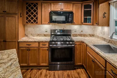 54 Whispering Pine Loop, Newland, NC 28657 - Photo 18