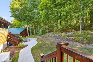 16 Panther Trl Ln, Elk Park, NC 28622 - Photo 38