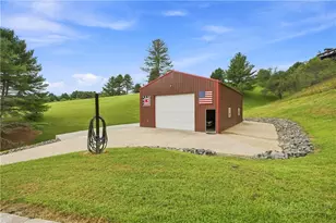 199 Joriann Dr, Crumpler, NC 28617 - Photo 46