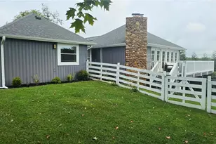 1639 Memorial Park Dr, Sparta, NC 28675 - Photo 2