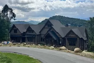 146 Spring Water Ln, Banner Elk, NC 28604 - Photo 1