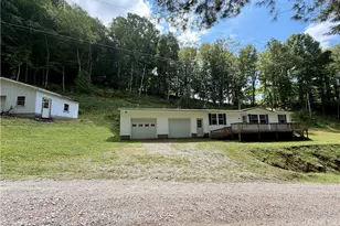 214 Thompson Hollow Rd, Vilas, NC 28692 - Photo 2
