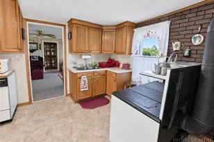 286 Roe Hunt, Laurel Springs, NC 28644 - Photo 4