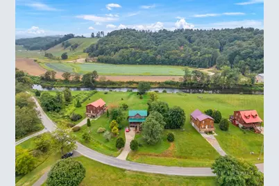 399 Todd Railroad Grade, Todd, NC 28684 - Photo 22