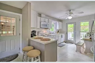 1430 Cranberry Springs Road, Fleetwood, NC 28626 - Photo 6