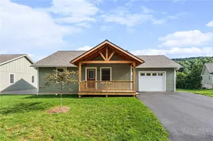 186 Carson Ct, Boone, NC 28607 - Photo 2