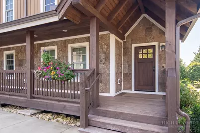 375 Chestnut #2, Blowing Rock, NC 28605 - Photo 2