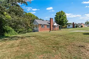 5035 Shattalon Dr, Winston Salem, NC 27106 - Photo 2