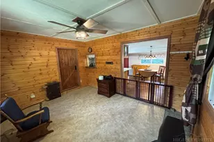 184 Trillium Rd, Newland, NC 28657 - Photo 6