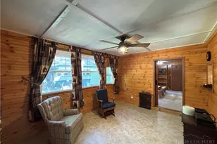 184 Trillium Rd, Newland, NC 28657 - Photo 10