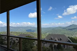 156 Crescent Ln, Sugar Mountain, NC 28604 - Photo 24