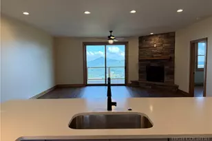 156 Crescent Ln, Sugar Mountain, NC 28604 - Photo 8