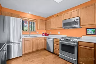 102 Woodland Rd, Beech Mountain, NC 28604 - Photo 16