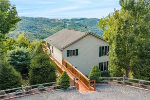 102 Woodland Rd, Beech Mountain, NC 28604 - Photo 2