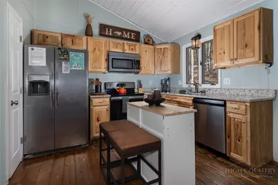510 W Laurel Circle, Deep Gap, NC 28618 - Photo 12