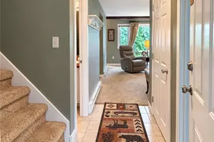 149 Slope View Rd, Sugar Mountain, NC 28604 - Photo 6