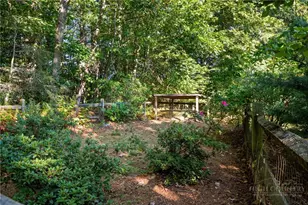 752 James St, Fleetwood, NC 28626 - Photo 22
