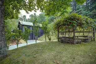712 Ransom St, Blowing Rock, NC 28605 - Photo 1