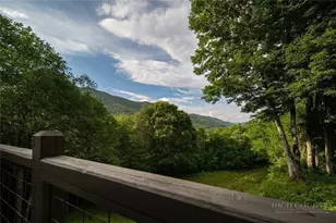 500 Adams Apple Dr, Banner Elk, NC 28604 - Photo 2