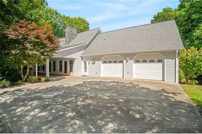 252 Rocky Gap Road, West Jefferson, NC 28694 - Photo 2