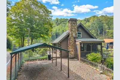 2277 Old US Highway 421, Vilas, NC 28692 - Photo 6