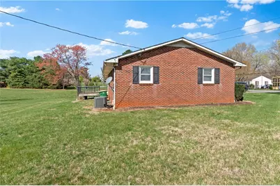 610 Nc 67 Highway, Boonville, NC 27018 - Photo 26