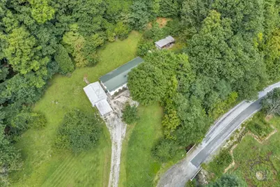 2850 Henson Creek, Newland, NC 28657 - Photo 36