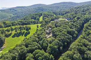 135 Club House Rd, Beech Mountain, NC 28604 - Photo 20
