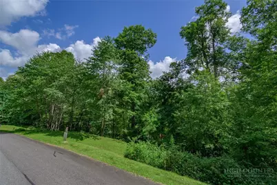 153 Linville Oaks Drive, Linville, NC 28657 - Photo 6