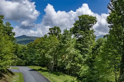 153 Linville Oaks Drive, Linville, NC 28657 - Photo 4