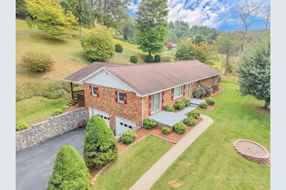 6762 Hwy 421 N, Vilas, NC 28692 - Photo 2