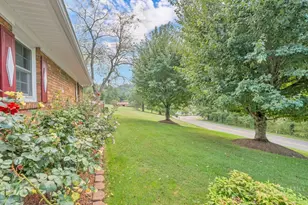 6762 Hwy 421 N, Vilas, NC 28692 - Photo 8