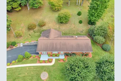 6762 Hwy 421 N, Vilas, NC 28692 - Photo 6