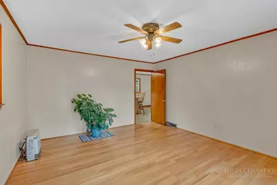 6762 Hwy 421 N, Vilas, NC 28692 - Photo 16