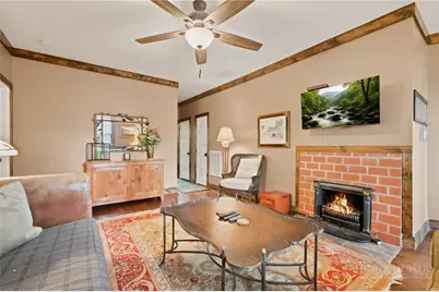 181 Maple Street, Blowing Rock, NC 28605 - Photo 4