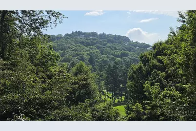 478 Country Club Drive, Blowing Rock, NC 28605 - Photo 2