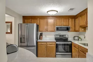 303 Sugar Top Dr, Sugar Mountain, NC 28604 - Photo 4