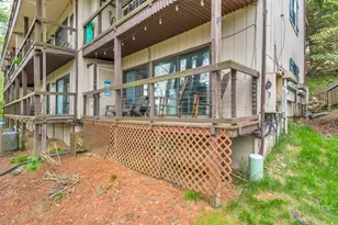 103 Mid Holiday Ln, Beech Mountain, NC 28604 - Photo 2