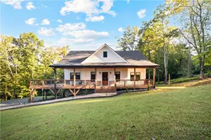 435 Walden Ln, West Jefferson, NC 28694 - Photo 2