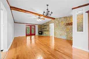 167 Wagon Wheel Ln, Deep Gap, NC 28618 - Photo 4