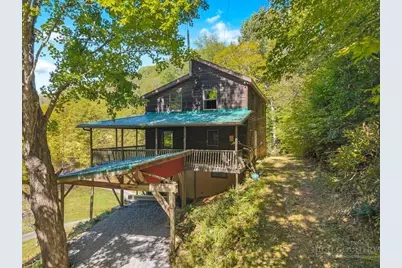 913 Horseshoe Trail, Lansing, NC 28643 - Photo 2