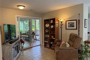 122 Forest Oak Ln, Jefferson, NC 28640 - Photo 6