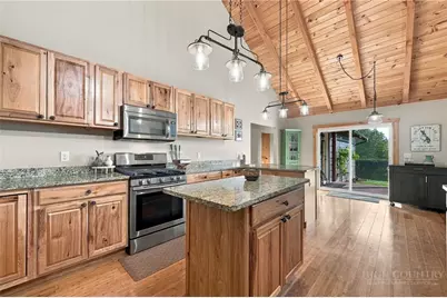 598 Valle Meadows Trail, Sugar Grove, NC 28679 - Photo 6