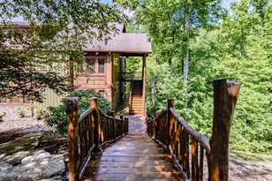 89 Springhouse Dr Dr, Elk Park, NC 28622 - Photo 2