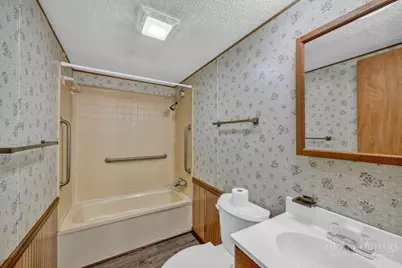 425 Jefferson, West Jefferson, NC 28694 - Photo 42