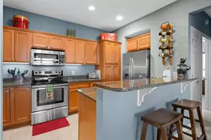 354 Ridgeline Dr, Sugar Mountain, NC 28604 - Photo 10