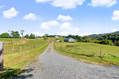 298 Jones Miller, Boone, NC 28607 - Photo 32