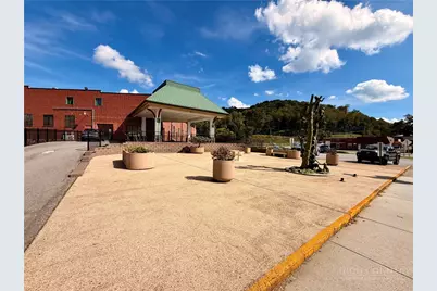 215 S Jefferson Ave #215, West Jefferson, NC 28694 - Photo 1