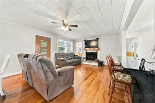 605 Lincoln Ln, Lenoir, NC 28645 - Photo 6